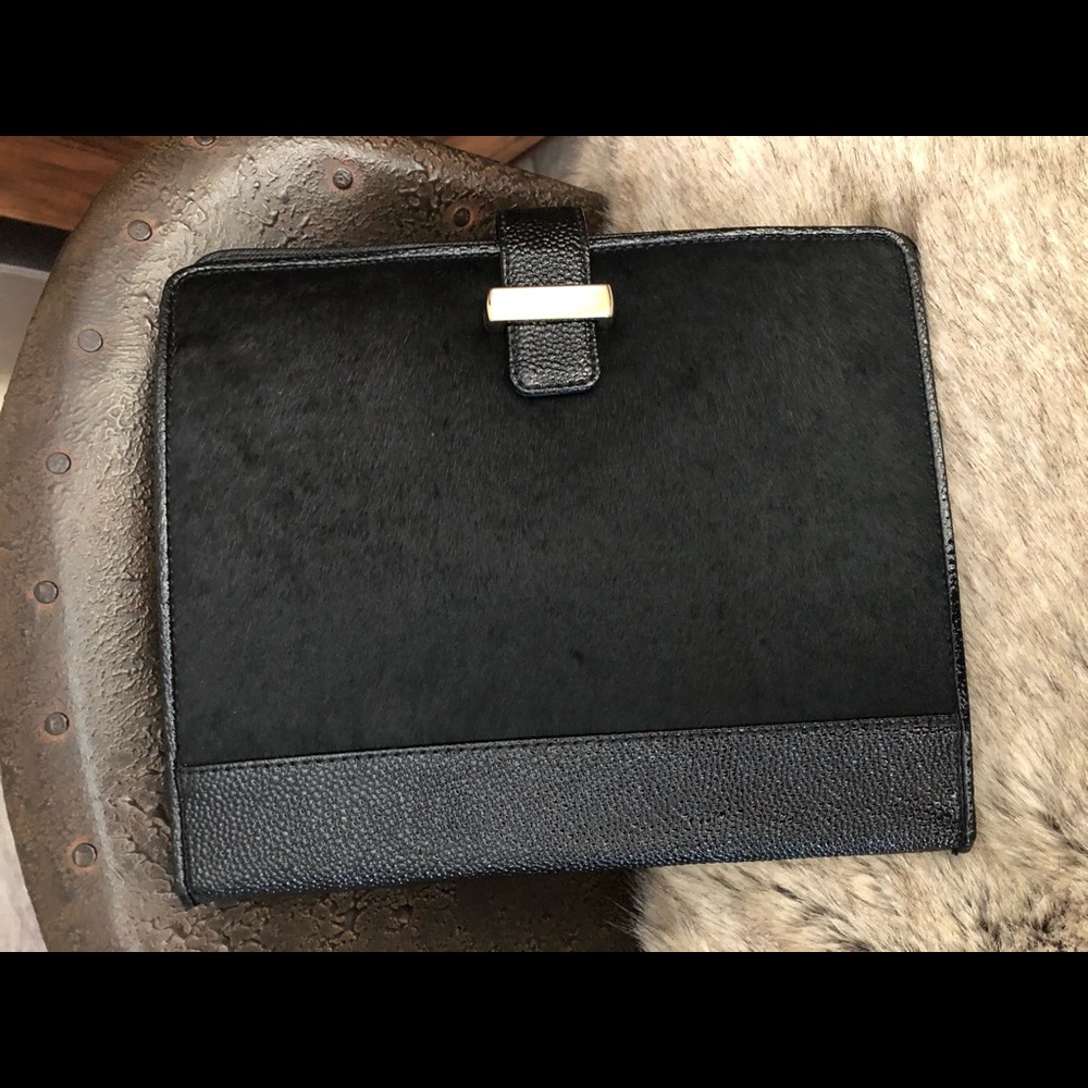 Antonio Melani iPad holder